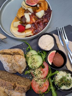 Pancakes und Veganes Frühstück at Bell and Beans in Lueneburg