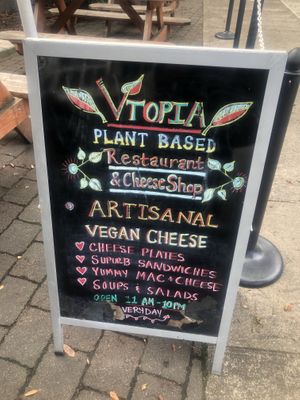 Front sign  at Fru Fru Terra in Portland