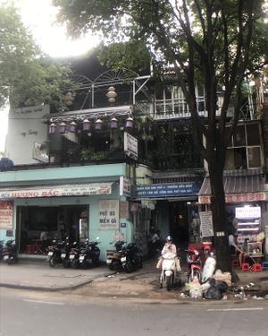 Located across from a bank. Kind of easy to miss so look carefully for it at Bong Sung Vegetarian Food - District 1 in Ho Chi Minh City