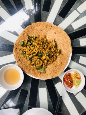 Tofu mushroom turmeric on sesame crispy cake at Bong Sung Vegetarian Food - District 1 in Ho Chi Minh City