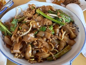 Char kway Teow  at Qi Fu Healthy Park VegeHouse 7 福健康素食园 in Skudai