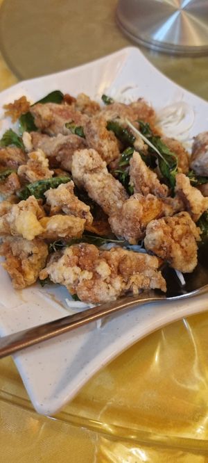 Fried Mushrooms at Qi Fu Healthy Park VegeHouse 7 福健康素食园 in Skudai
