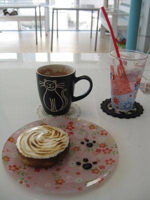 lemon-merinque-tarte and coffe for desert at Gourmet Neko Cafe in Kagoshima