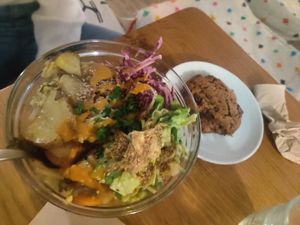 Bol et cookie vegan at Le Bichat in Paris