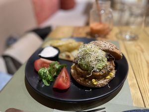 Burger Chachi Mariachi at BodhiGreen Vegetariano in Alicante