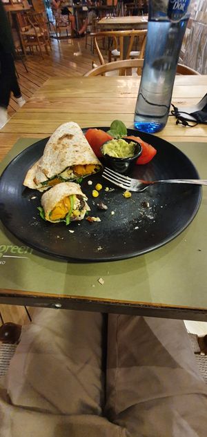 Lucky Luke wrap (Delicious) at BodhiGreen Vegetariano in Alicante