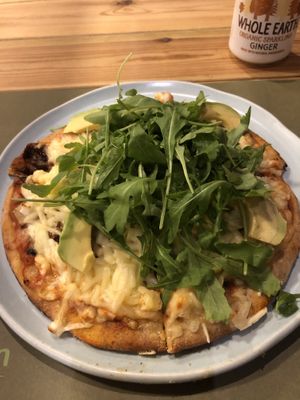 Hula Queen - with pineapple, arugola, dried tomato, corn, avo, mushrooms  at BodhiGreen Vegetariano in Alicante