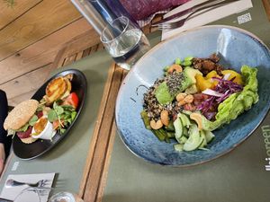 Hawaiian poke bowl   at BodhiGreen Vegetariano in Alicante