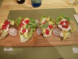 tapas crudiveganas at BodhiGreen Vegetariano in Alicante