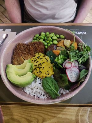 Katsu curry bowl (specials) at BodhiGreen Vegetariano in Alicante