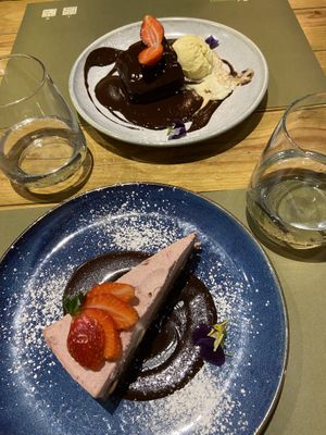 Raw Vegan strawberry cheesecake  at BodhiGreen Vegetariano in Alicante