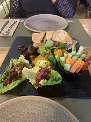 Pate selection at BodhiGreen Vegetariano in Alicante
