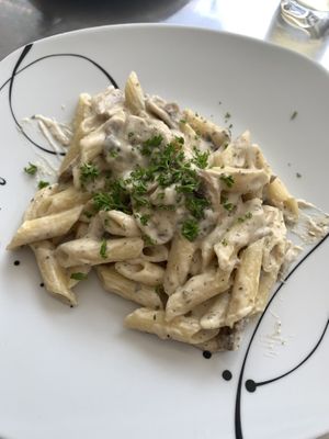 Pasta with shrooms) at Purolove Vegan Gourmet in Panama City