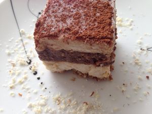 ";Tiramisu"; at Purolove Vegan Gourmet in Panama City