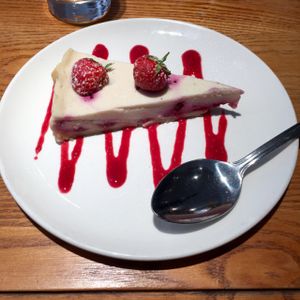 Berry Cheesecake at Henderson's Vegan in Edinburgh