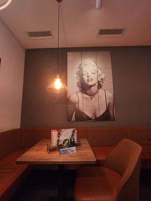  at Granola Company in Graz