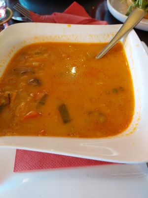 Curry soap full with vegetables at Granola Company in Graz