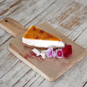 Homemade Healthy treats of your dreams to suit everyone!
A variety of Vegan, Gluten-free, Keto and sugar alternative desserts. at Organic Market and Food in Marbella