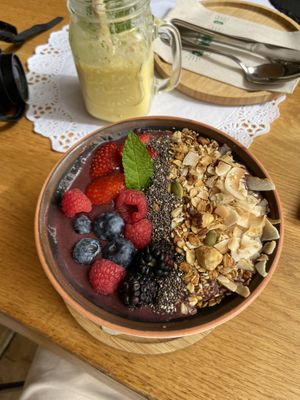 Acaí bowl 🫐  at Organic Market and Food in Marbella