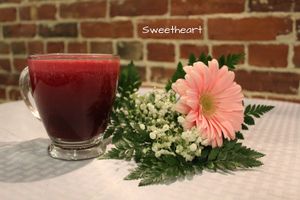 Beets, pineapple, orange, red delicious apples at Live Juice in Concord