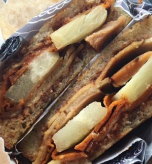 amazing xx at Smith & Deli in Collingwood