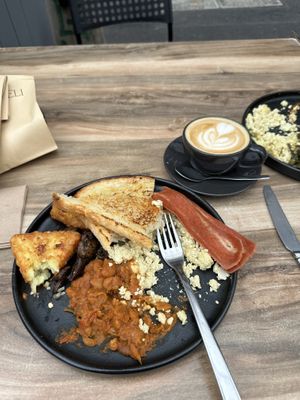 Big breakfastt  at Smith & Deli in Collingwood