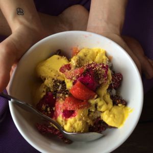 breakfast bowl at Smoothie Shop in Jimbaran