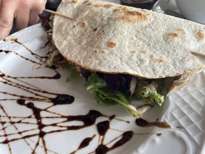 Kebab vegetariano  at La Frontera in Fisterra