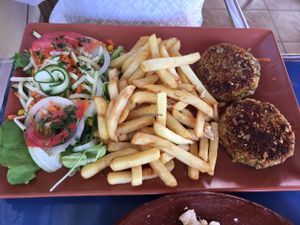 Vegan veggie burger at La Frontera in Fisterra
