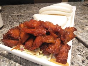 Steamed buns with pork at Green Veggie 天然齋 in Hong Kong Island