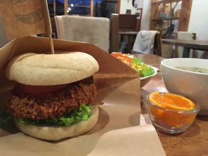 crispy veggie burger at Simme in Ise