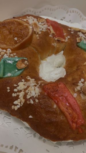 Roscón de reyes at La Cuchara Veggie in A Coruna
