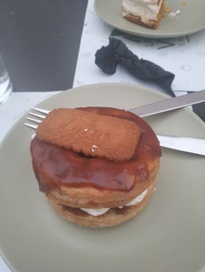 Cronut de Lotus at La Cuchara Veggie in A Coruna