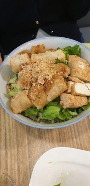 Bo bun at Vege Saveurs in Paris