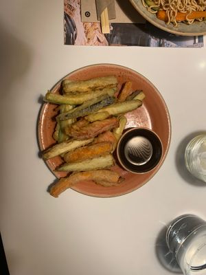 The appetizer platter  at Vege Saveurs in Paris