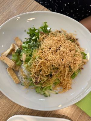  at Vege Saveurs in Paris