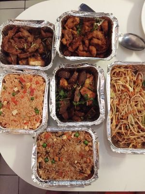 A mix of dishes for the perfect takeaway & 100% vegan at Vege Saveurs in Paris