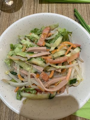 Salad  at Vege Saveurs in Paris