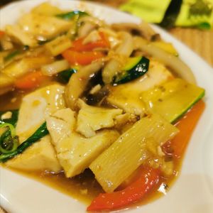 Basilic tofu at Vege Saveurs in Paris