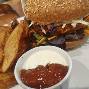 BBQ Jackfruit Burger at Veggie Vie in Adelaide