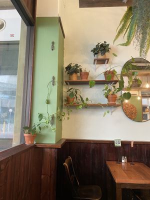 The decor- so pretty   at Veggie Vie in Adelaide