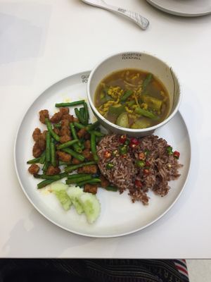 Rice & 2 sides at Walee - EM Quartier in Bangkok