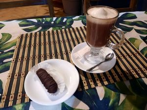 "Bounty" and hot chocolate at Kiwi Vegan Cafe in Tbilisi