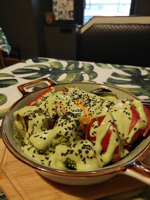 Kiwi Bowl (26 GEL) at Kiwi Vegan Cafe in Tbilisi