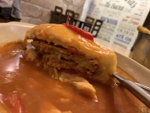 Highly recommend ⭐️ at Francesinhas Al Forno da Baixa in Porto