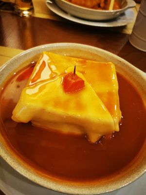 Tempeh Franceshina at Francesinhas Al Forno da Baixa in Porto