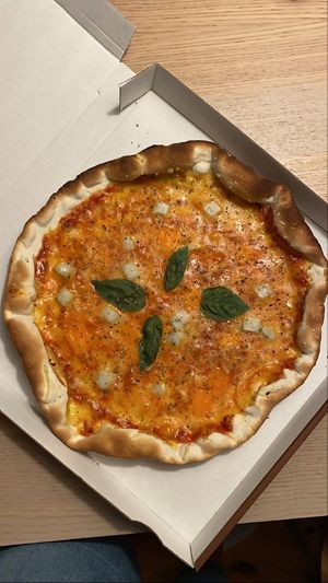 Vegan Gorgonzola pizza at Francesinhas Al Forno da Baixa in Porto