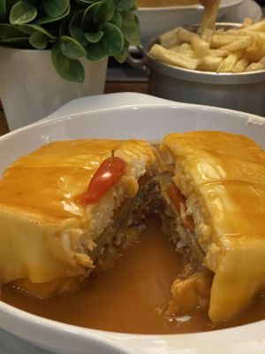 Francesinha seitán  at Francesinhas Al Forno da Baixa in Porto