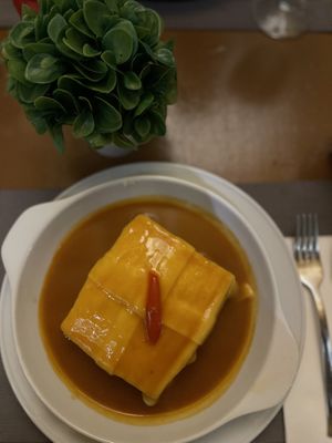   at Francesinhas Al Forno da Baixa in Porto