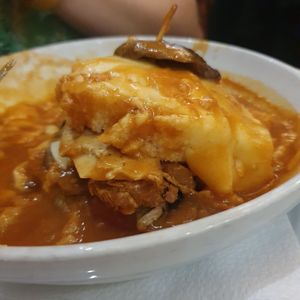 Francesinha de tofu por dentro at Francesinhas Al Forno da Baixa in Porto